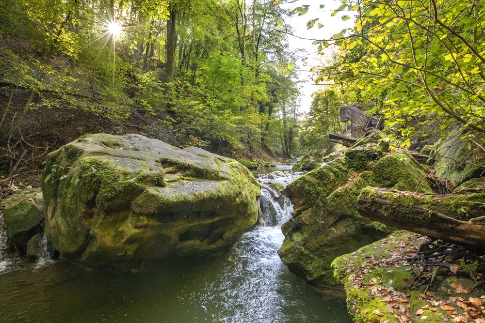 De rivier die langs de Schiessentümpel stroomt