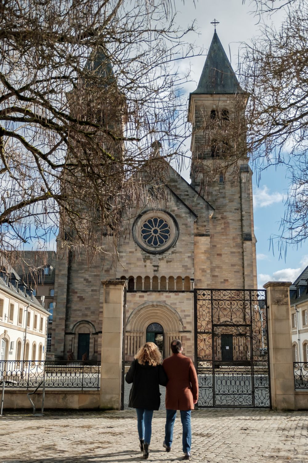 Front der Basilika St. Willibrord Echternach